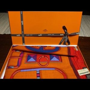 Hermès cashmere scarf 140cm 70% cashmere 30% silk